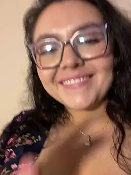 AlmaraRouge Chat XXX live