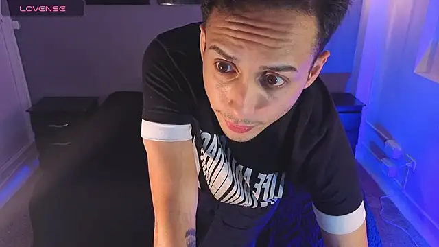 دردشة Zack_isback الجنسية المباشرة