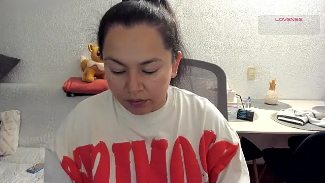 แชท XXX สดของ Chubby_Licius