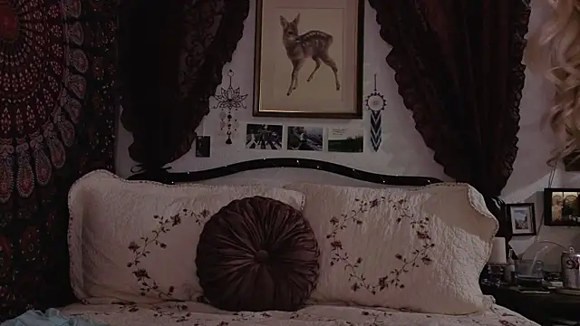 sinfulblonde1's Webcam Show