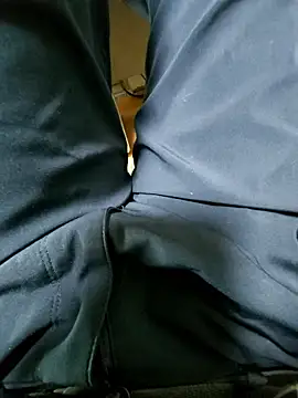 zxc9090zxc 现场XXX聊天