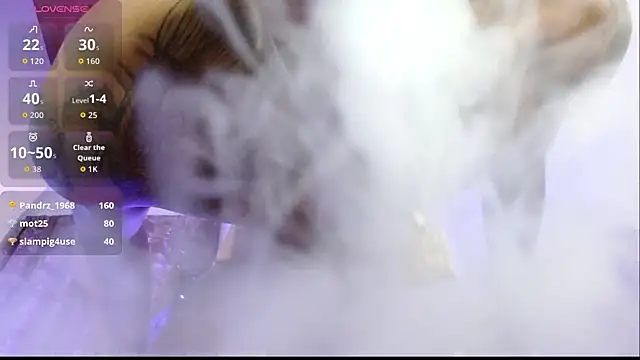 Show modela DARK_BLACK_0 na web-kameri