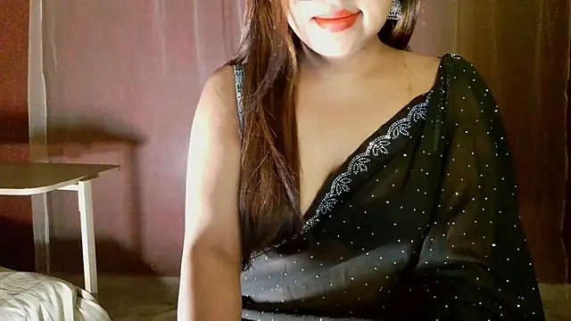 AadhiraNayra Chat XXX in diretta