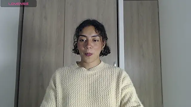 Wendy19_ Live XXX-Chat