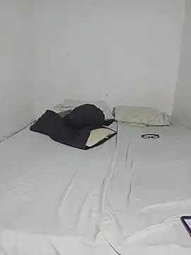 KarameloVzla's Live XXX Chat