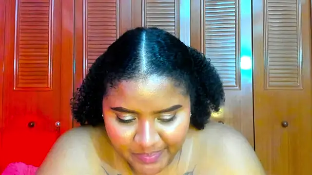 XXX chat uživo modela RavenBelmont