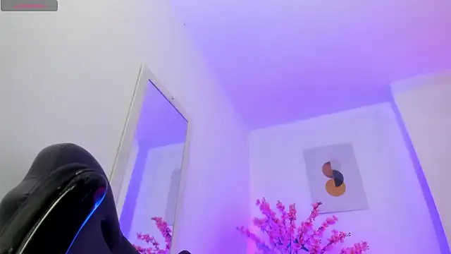 Czat XXX na żywo – Ayliinn_