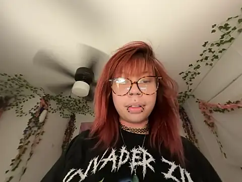 โชว์เว็บแคมของ moan4mona