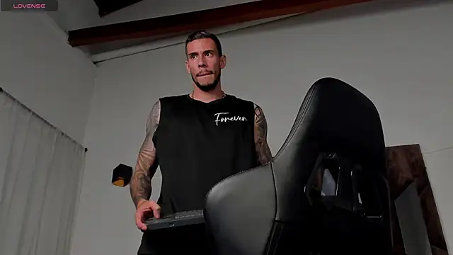 دردشة J_king__ الجنسية المباشرة