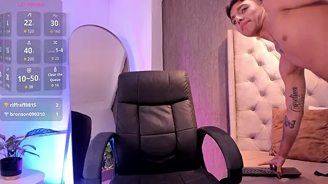 LeoHard__ 网络视讯表演