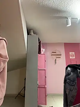 ThePrettyTiana 现场XXX聊天