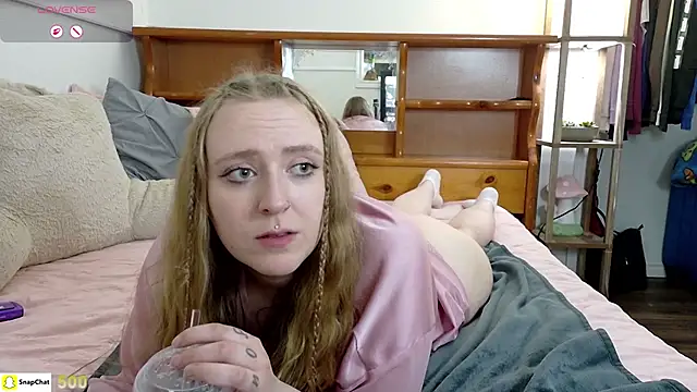 Pattyworld69 live XXX chat