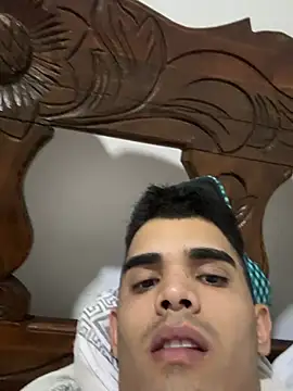 Josehjr live XXX chat