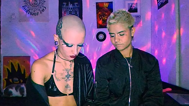 Chatroom XXX en direct de alex_one888