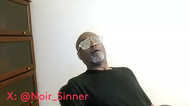 sinnernoir: онлайн-секс-чат