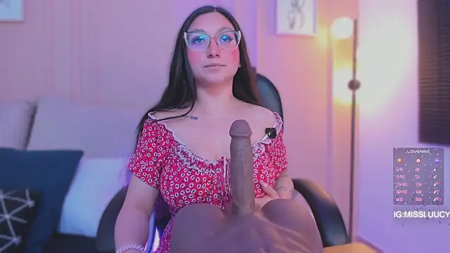 lucy_neil 라이브 XXX 채팅