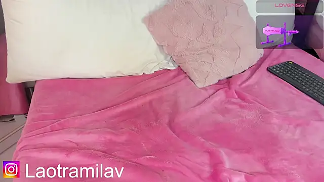 دردشة MilaVelour الجنسية المباشرة