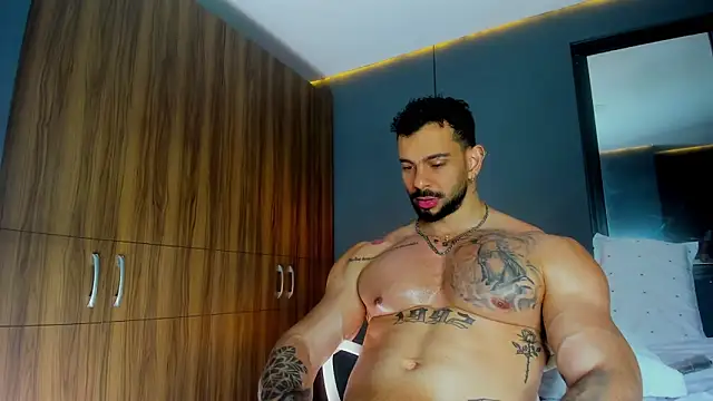 massimo_visconti Chat XXX live