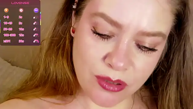 แชท XXX สดของ PetersEmily