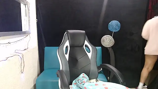 SofiaRoyal2308 Live XXX-Chat