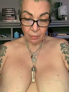 dieseldame1313 – Live XXX-chat