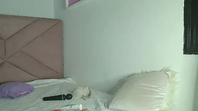 eva_sin18 élő XXX-chatje