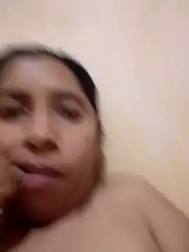 hotaniani's Live XXX Chat