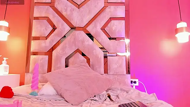 Justmia69 Live XXX Chat