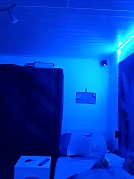 laller1979: вебкам-шоу