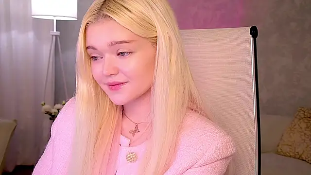 AdeleCartier Live XXX-chat