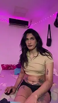 NikitaDragunXXX: διαδικτυακό σόου στην κάμερα