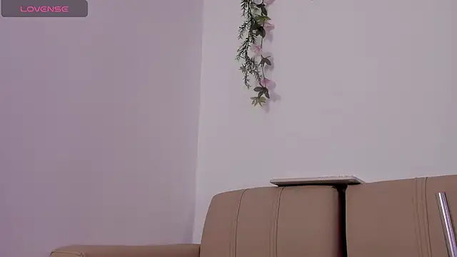 عرض كام valy_shyness