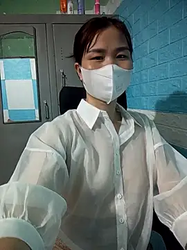 Donatella28 现场XXX聊天