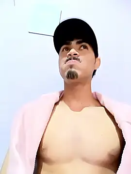 Chat XXX ao vivo de LucaColmal