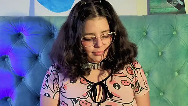 Paola_Lyon_ Obrolan Langsung XXX