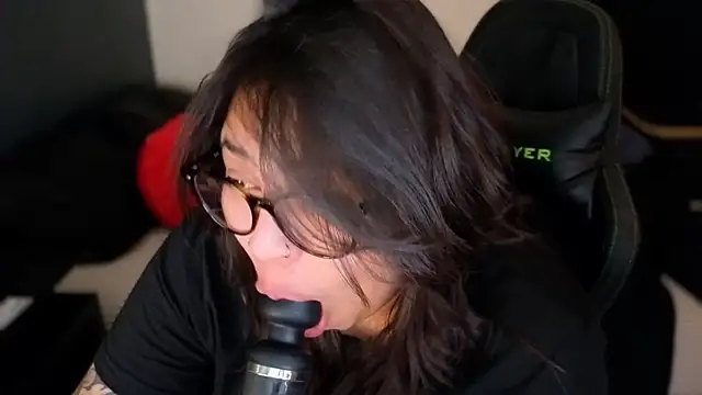 Czat XXX na żywo – miacanela_xo