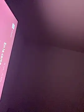 Chat +18 de sarita_violet07 ao vivo