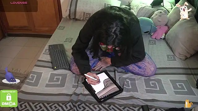 Katyroronoa élő XXX-chatje