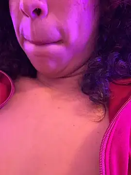 Chat XXX en directo de Woo_isDaphne