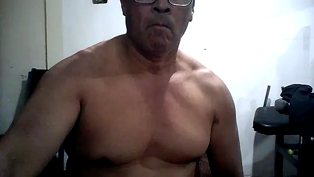 sexigym35: διαδικτυακό σόου στην κάμερα