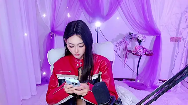 Tili-668 live XXX chat