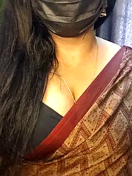 Anushka_flower live XXX chat