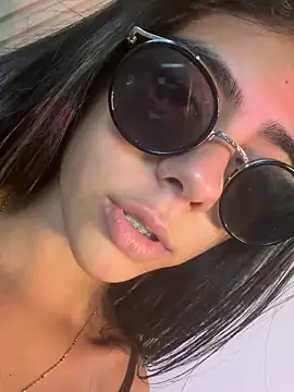 Lilybeeth élő XXX-chatje