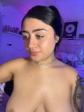 lucianaroy লাইভ XXX চ্যাট