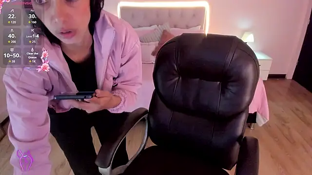 Mariam_Lopez__: онлайн-секс-чат