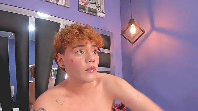 Вебкам-шоу VeluniLiore