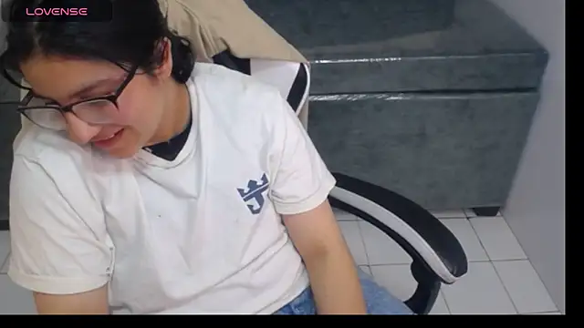 eva_smit_t 现场XXX聊天