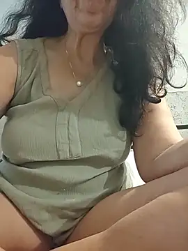 Chat XXX en directo de NakedMILFx