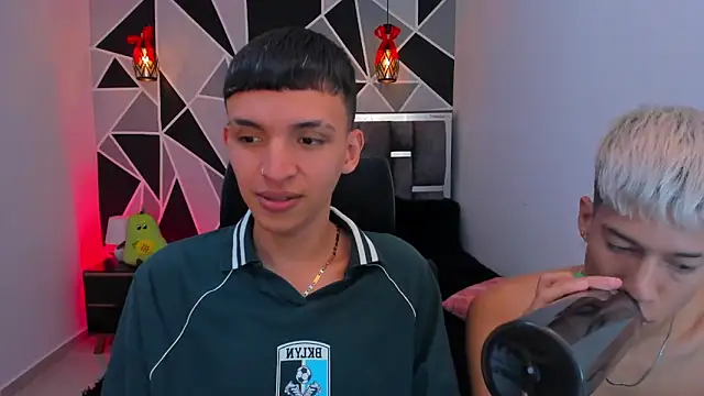 Show de Juan_Nd_Steven na webcam