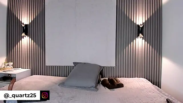 Zafiiraa: απευθείας συνομιλία ΧΧΧ